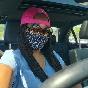 Meet your Posher, Deloria